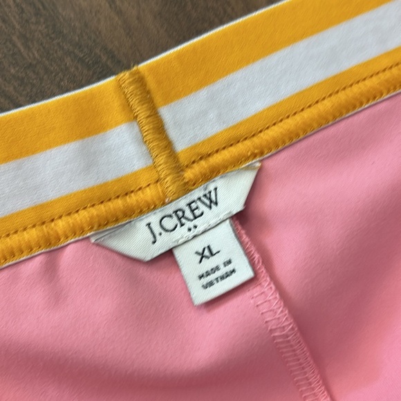 JCrew pink mesh golf skirt/shorts w/ gold&white striped waist XL great condition - Picture 6 of 8